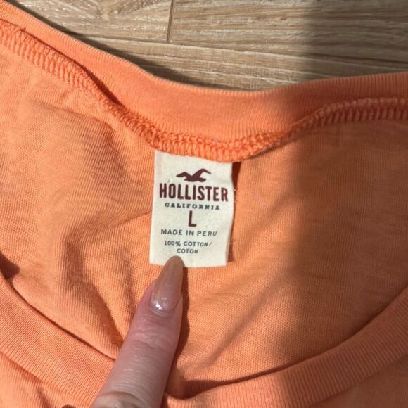 Hollister Women's 100% Cotton t-shirt size large   Cali '22 orange design - Picture 2 of 5